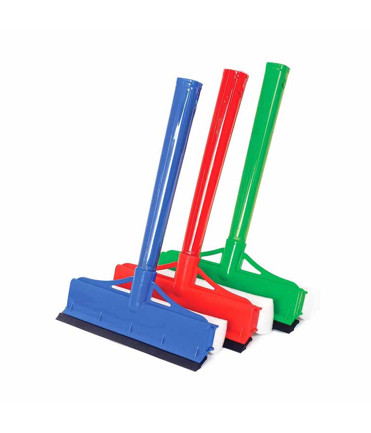 Professional sponge window cleaner for commercial glass cleaning operations